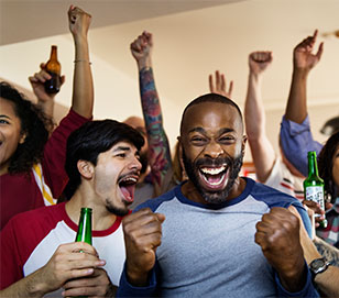 Immagine calcio italiano vs calcio europeo